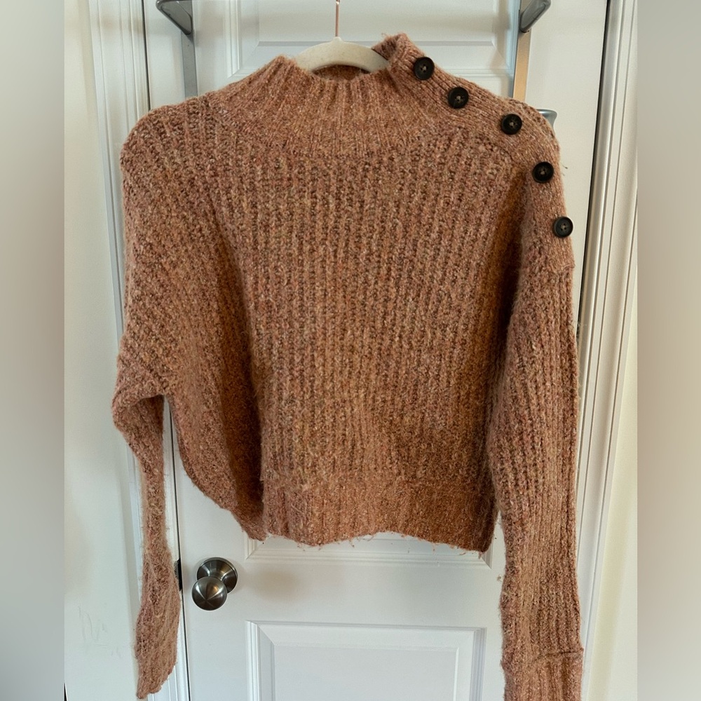 Jessica Simpson Women’s Sweater